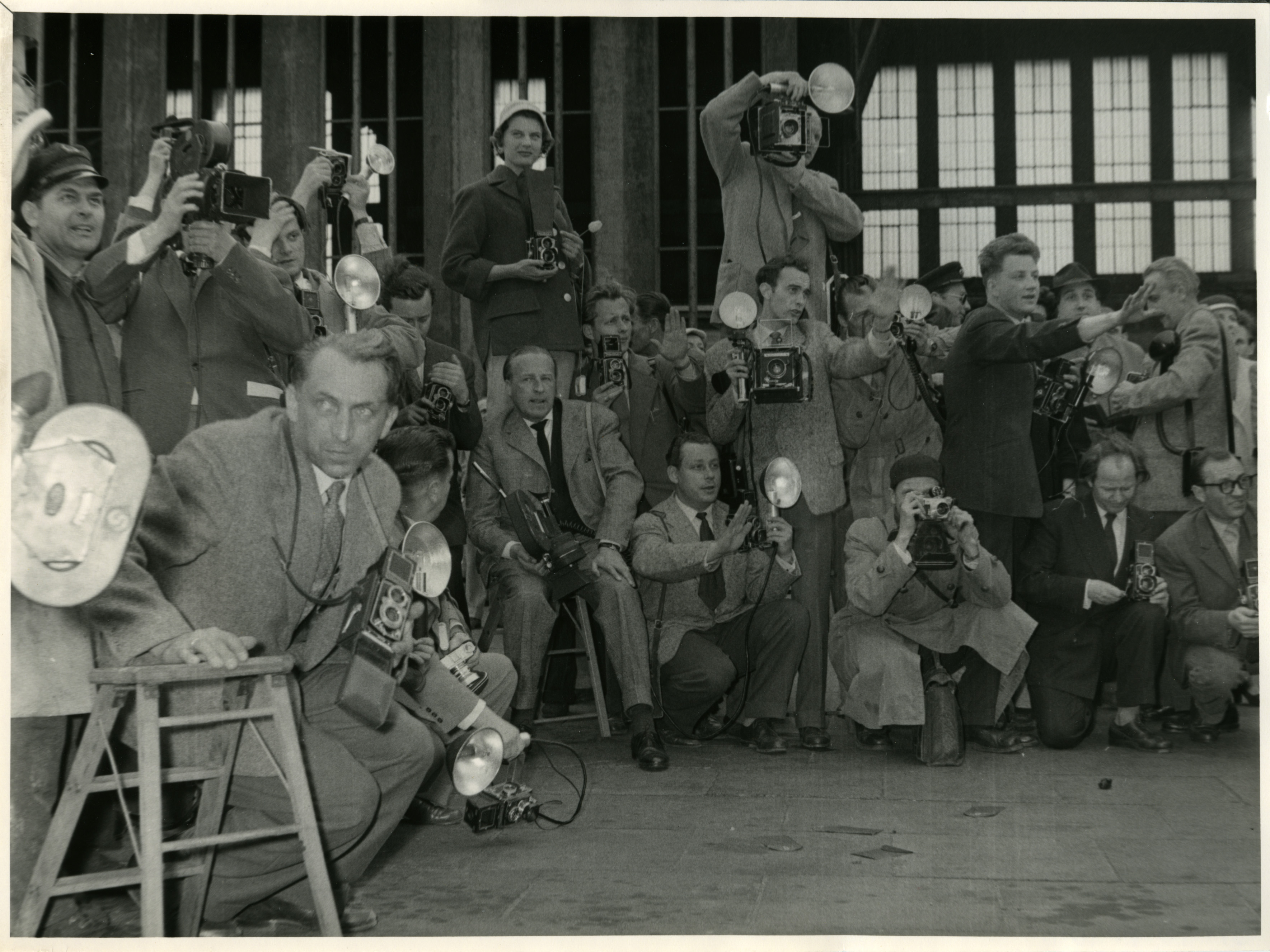 Pressefotografen am Flughafen Tempelhof in Berlin, 1956 Presse-Foto Röhnert © Deutsches Historisches Museum