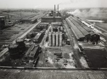 Albert Renger-Patzsch, Gesamtansicht, Ruhrchemie AG, um 1938 © LVR-Industriemuseum